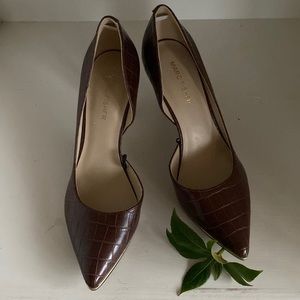 Marc Fisher faux leather brown croc heels